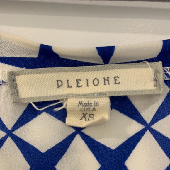 Pleione Blouse - Picture 3 of 3